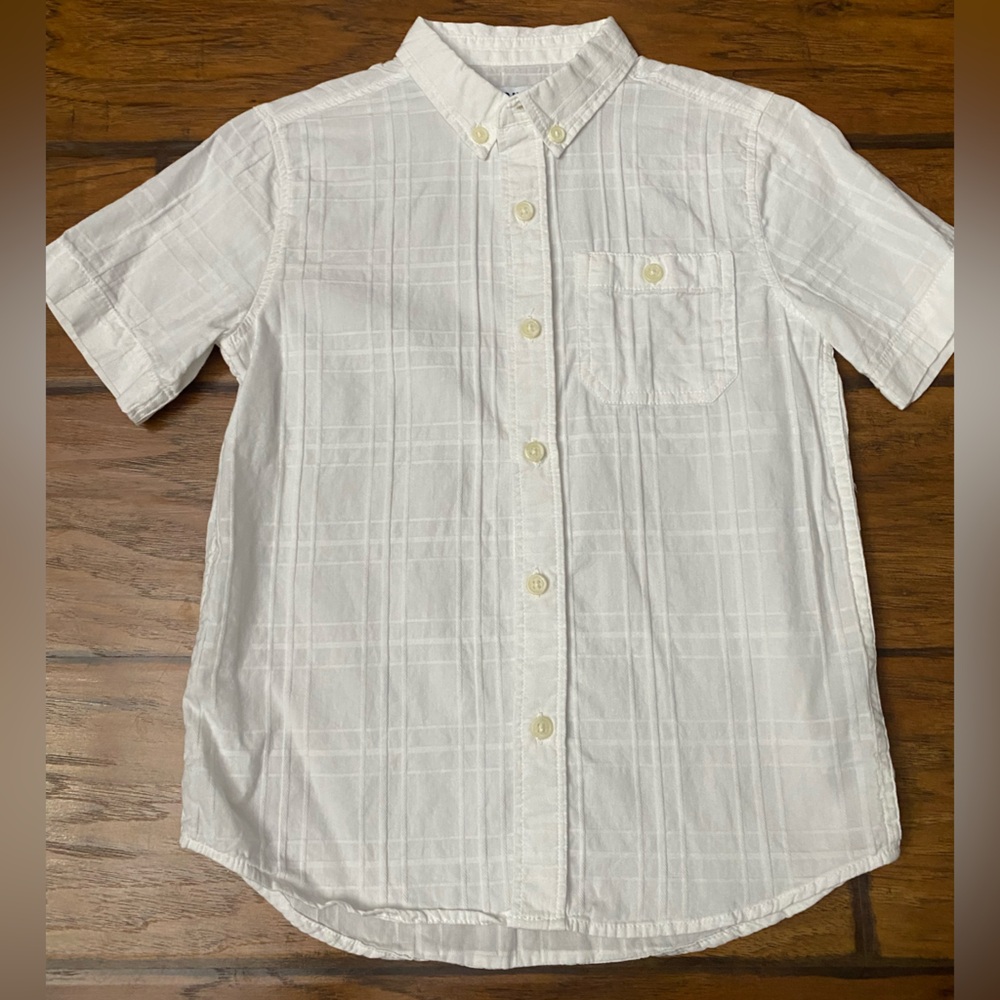Boys Old Navy White Short-Sleeve Button-Down Shirt Size 6-7